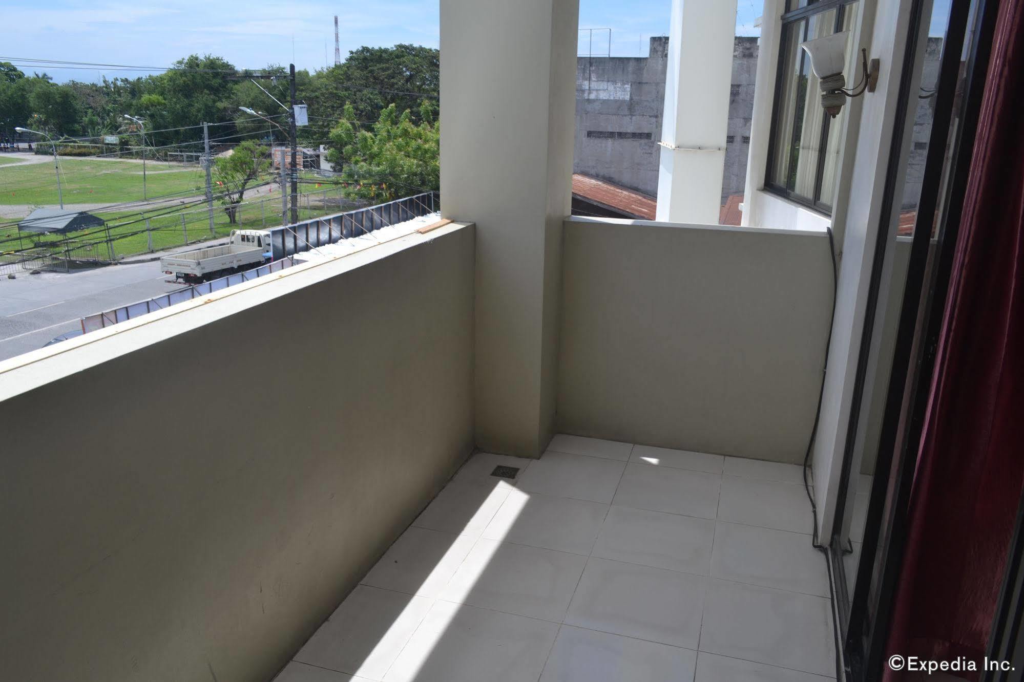Florotel Gensan General Santos City ภายนอก รูปภาพ